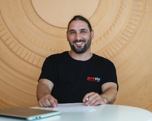 Максим Нифонтов